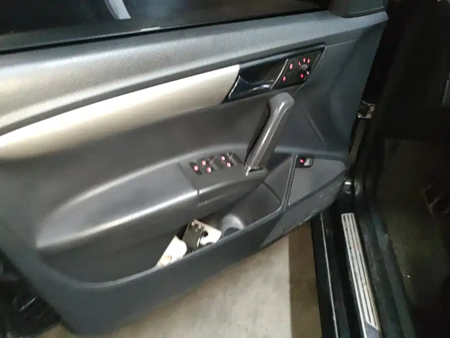 Volkswagen Lavida 2014