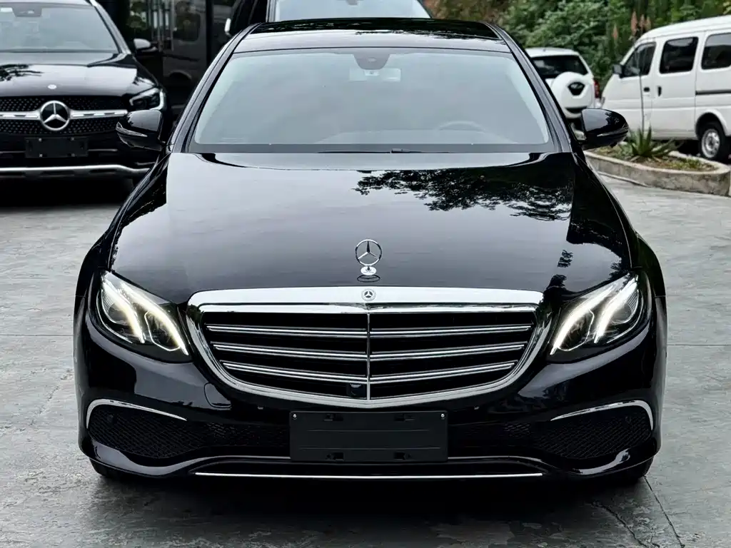 Mercedes-Benz E-Class 2020 — фото 4
