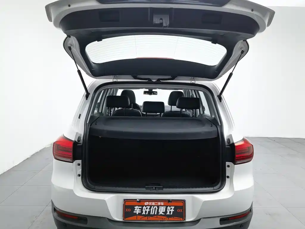 Volkswagen Tiguan 2016 — фото 16