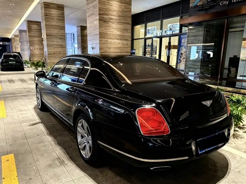 Bentley Flying Spur 2013 — фото 3