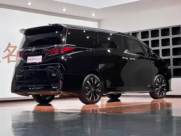 Toyota Alphard 2024