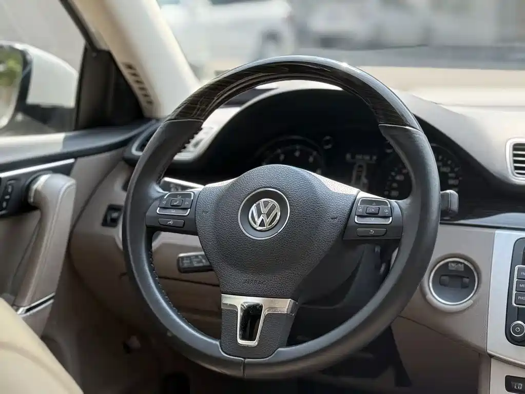 Volkswagen Magotan 2014