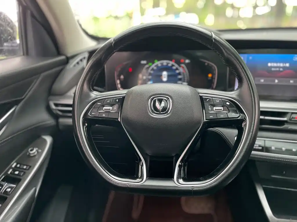 Changan CS75 PLUS 2021 — фото 14
