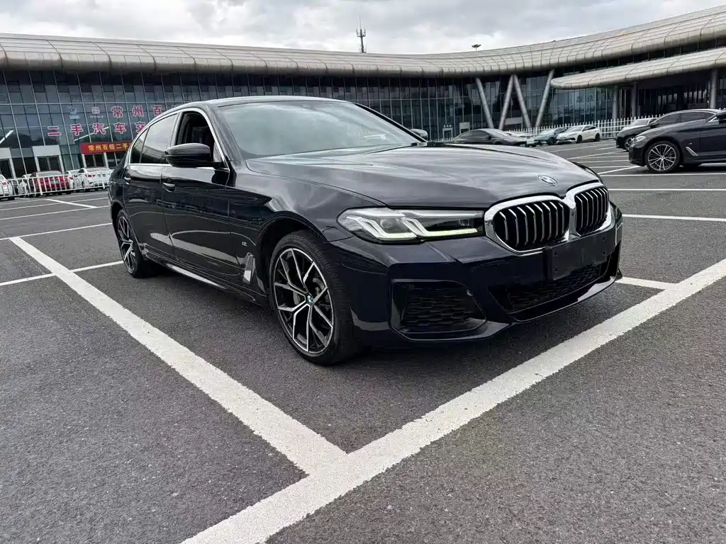 BMW 5 Series 2022