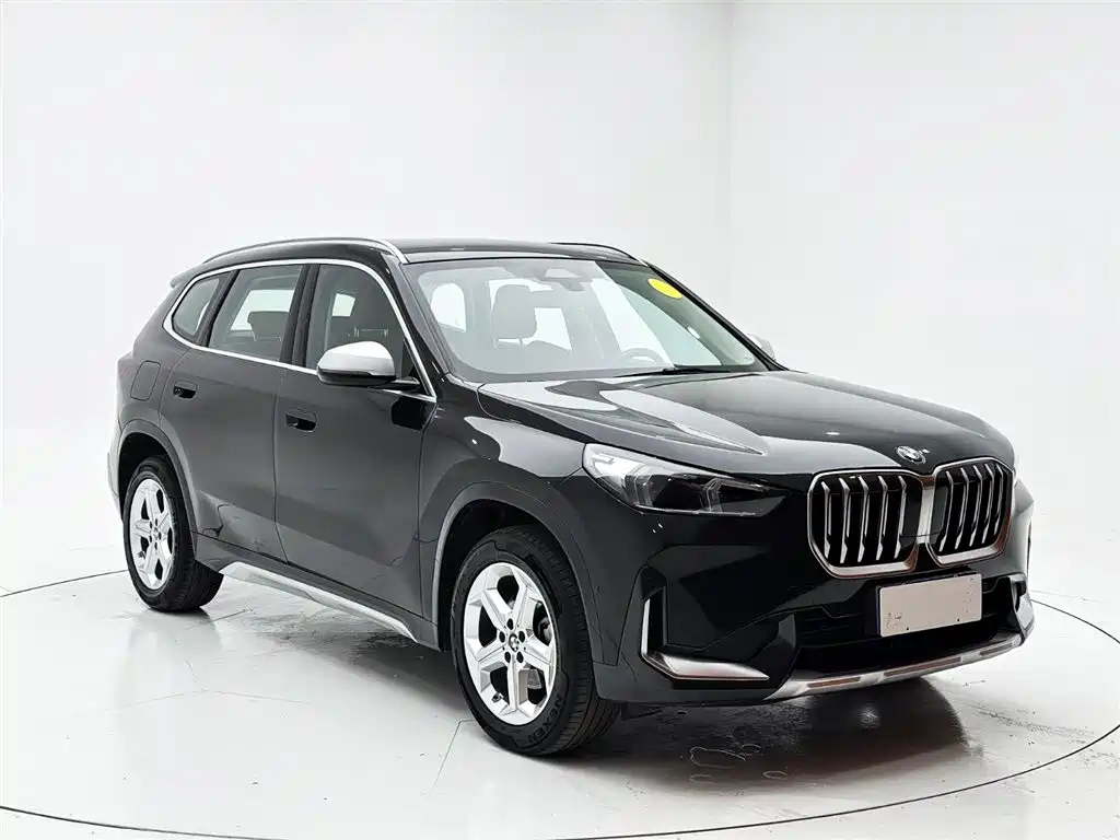 BMW X1 2023 — фото 3
