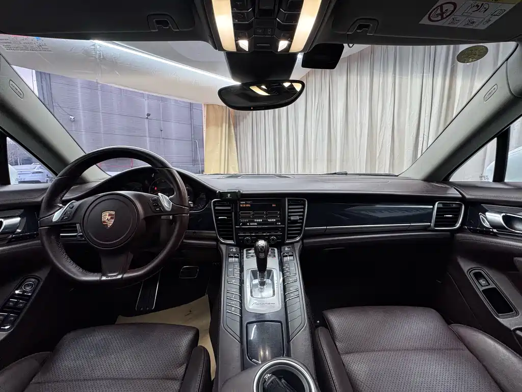 Porsche Panamera 2015 — фото 14