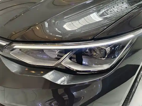 Volkswagen Golf 2023
