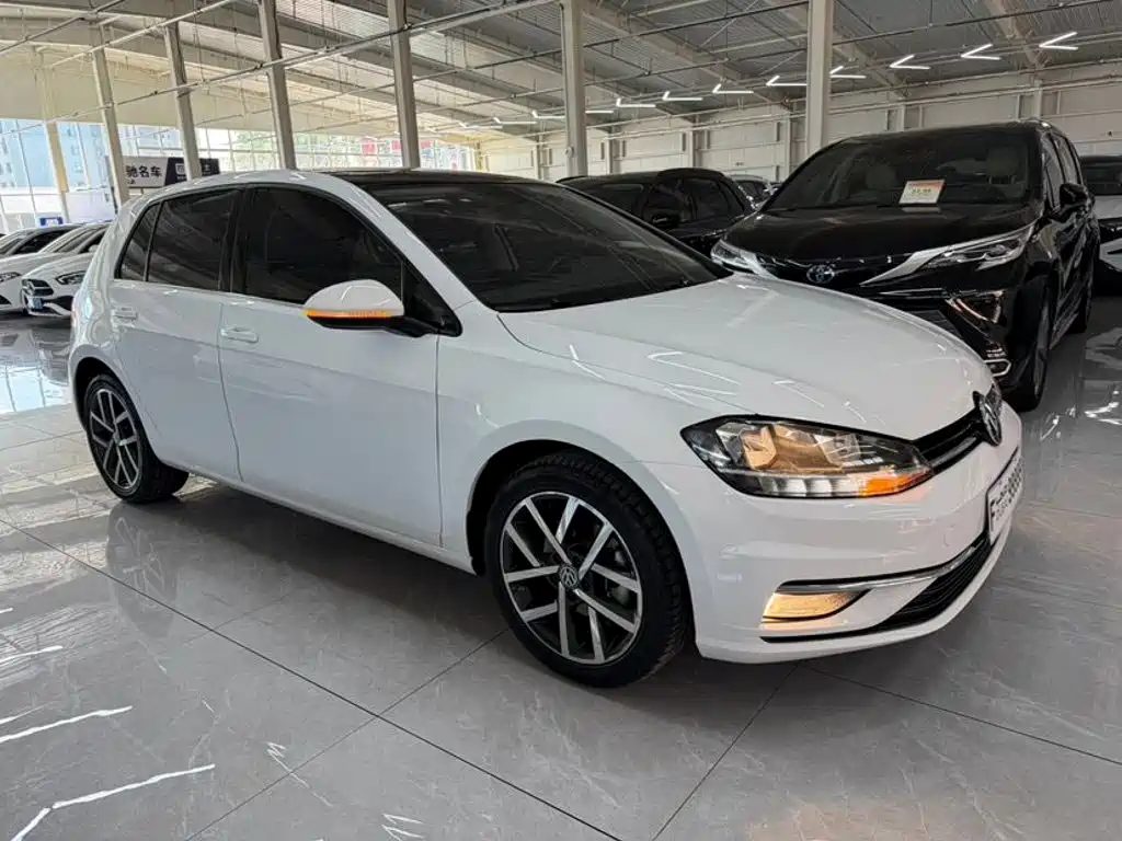 Volkswagen Golf 2020