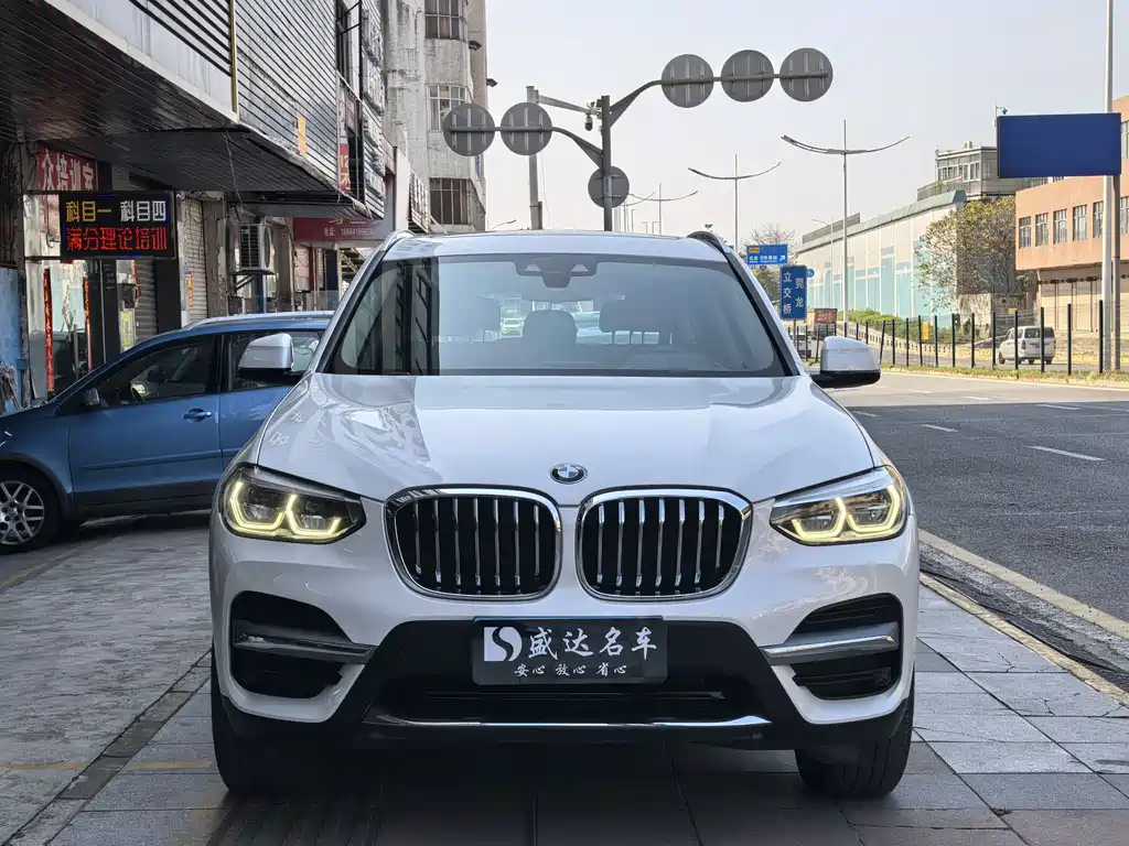 BMW X3 2020 — фото 2