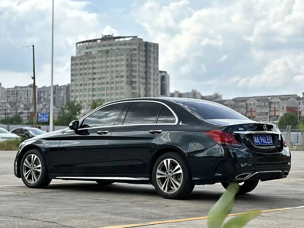 Mercedes-Benz C-Class 2020