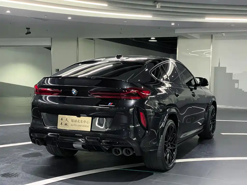 BMW X6 M 2023 — фото 19