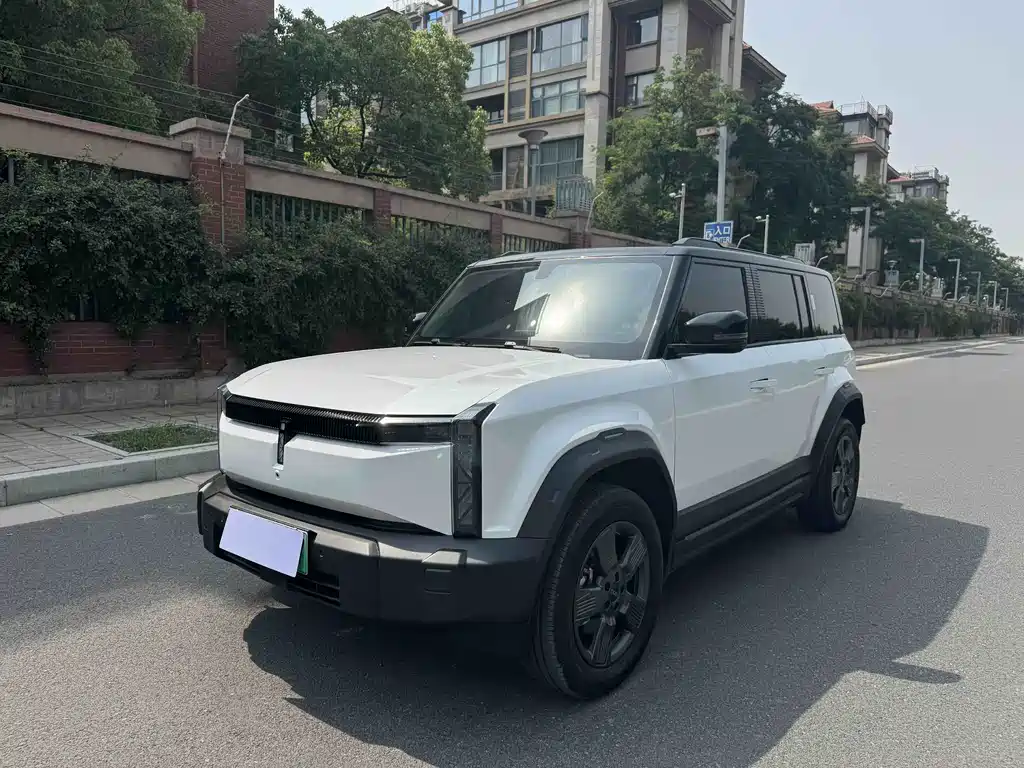 iCAR 03 2025