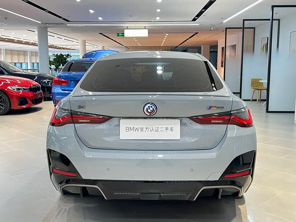 BMW i4 2023 — фото 23