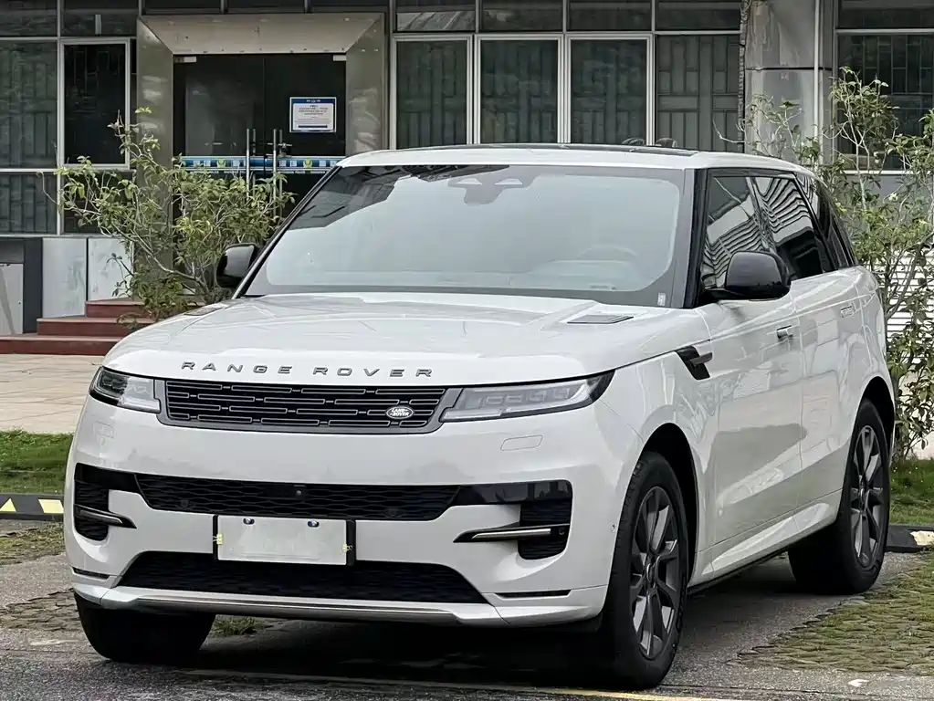 Land Rover Sport 2023 — фото 1