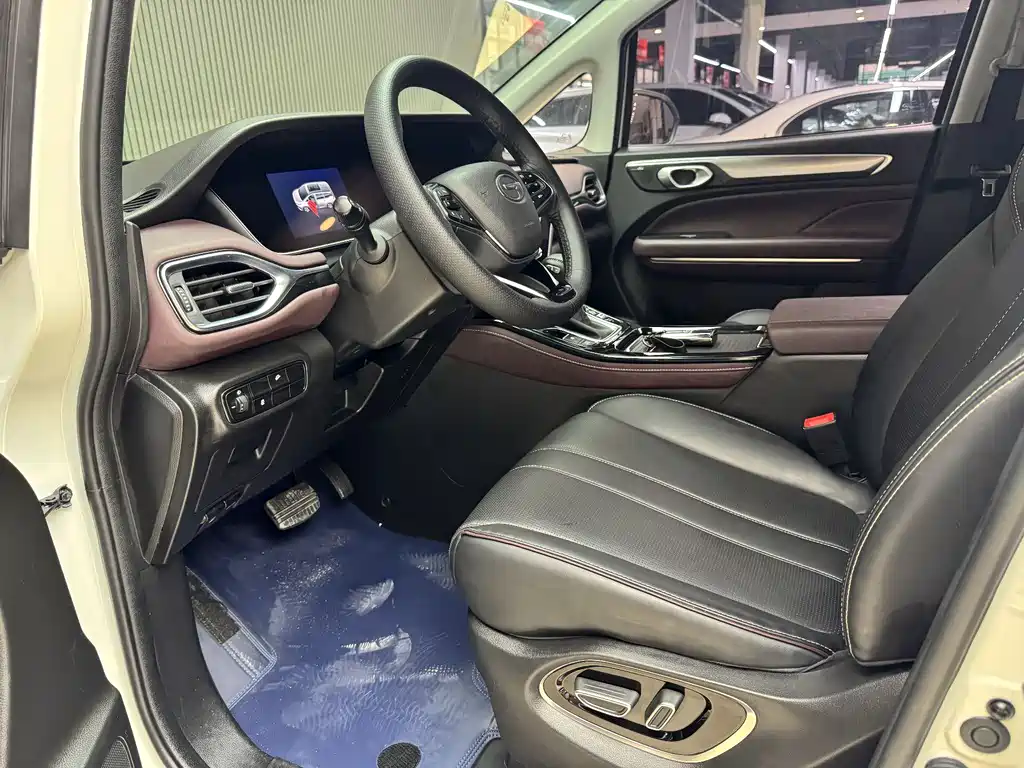 GAC Motor Trumpchi M6 2025 — фото 10