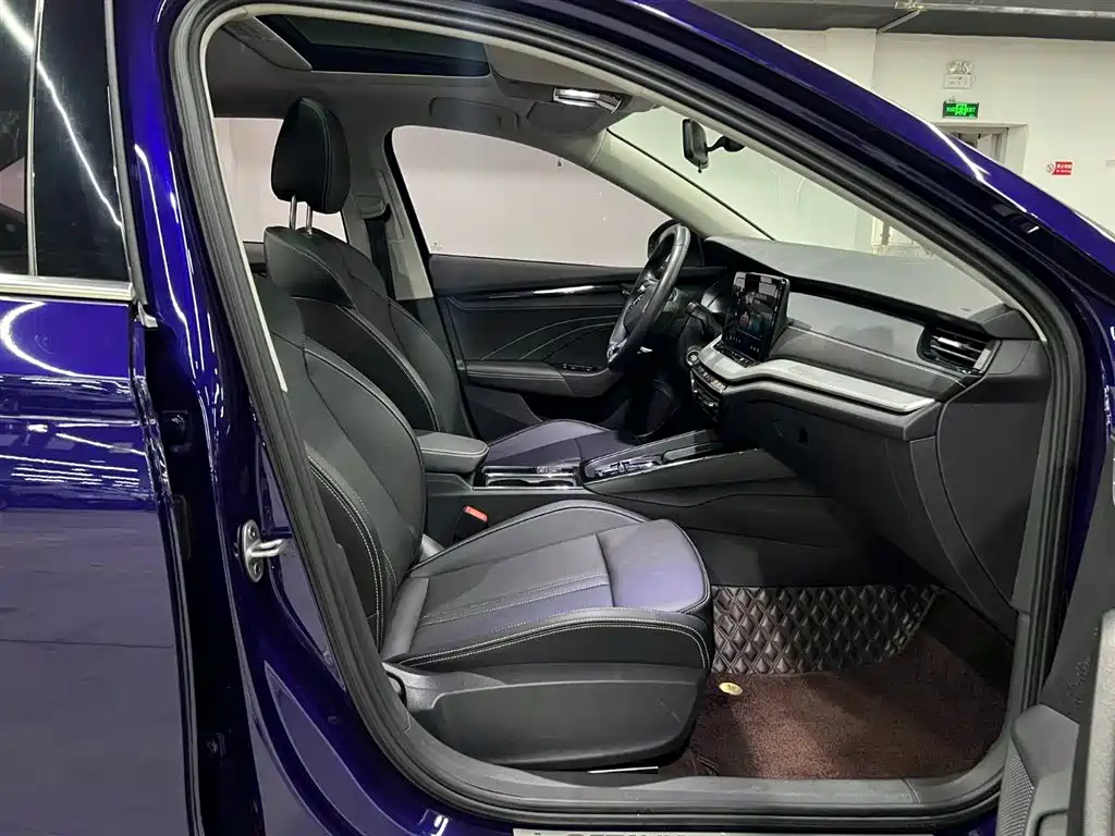 Skoda Octavia 2021 — фото 16