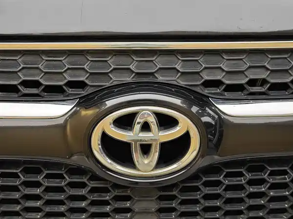 Toyota RAV4 2011