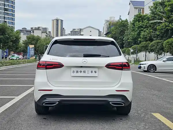Mercedes-Benz B-Class 2021