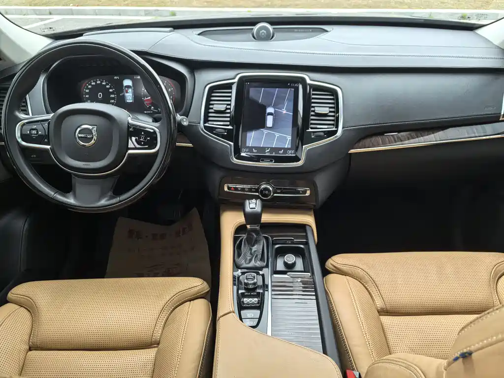 Volvo XC90 2016 — фото 19