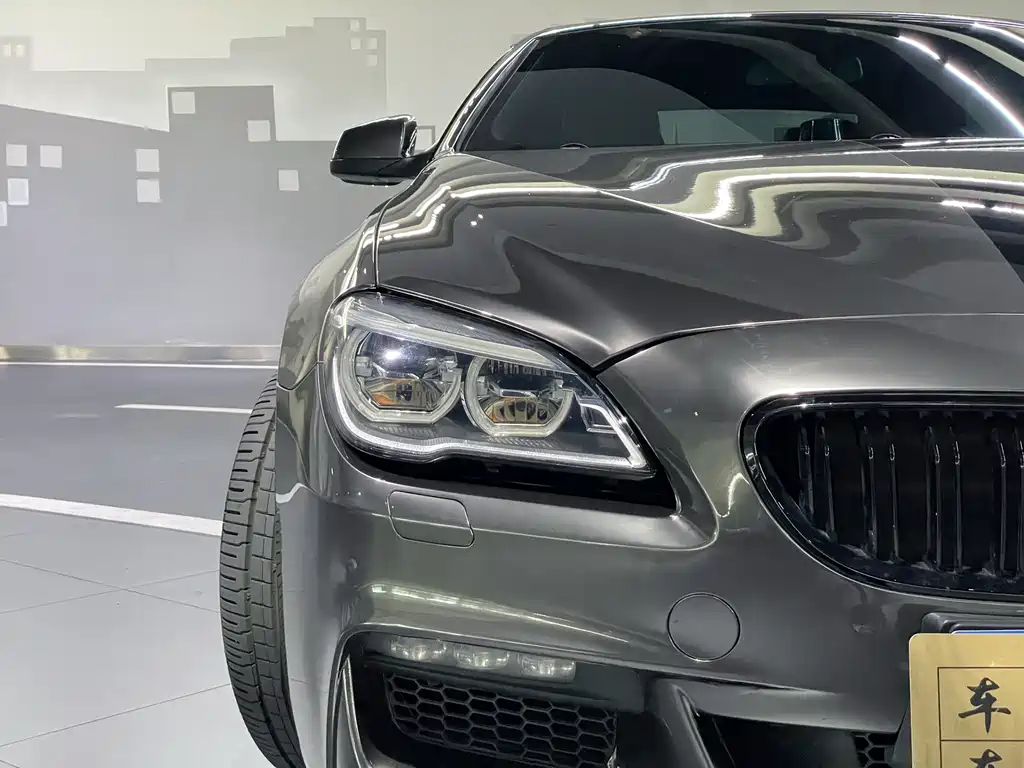BMW 6 Series 2012 — фото 15