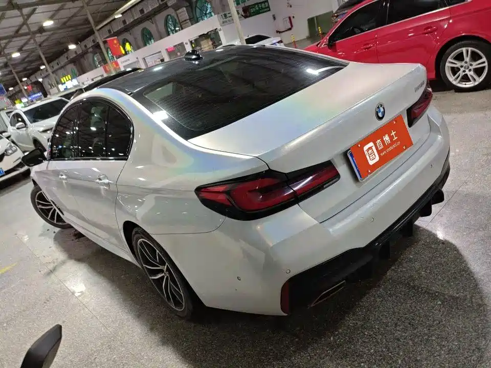 BMW 5 Series 2021