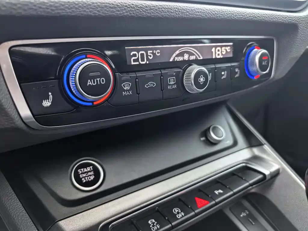 Audi Q3 Sportback 2021 — фото 25