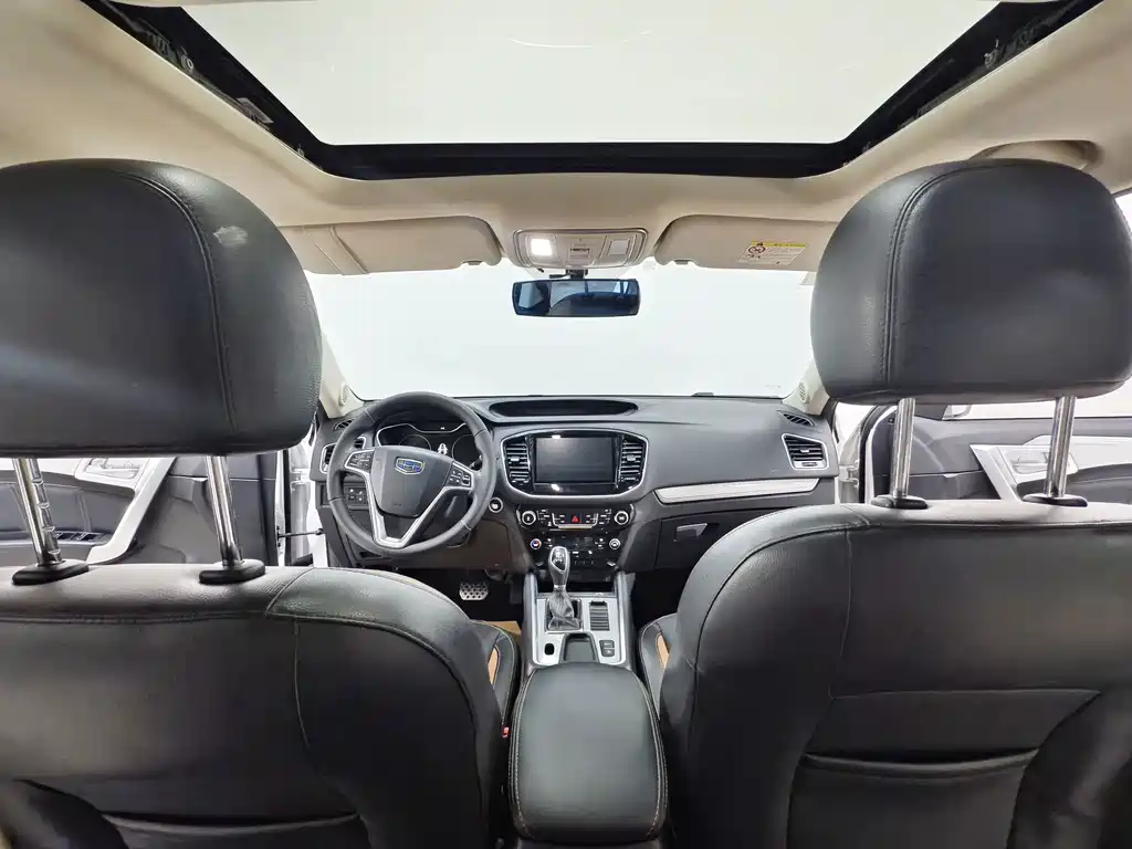 Geely Vision X6 2016 — фото 10