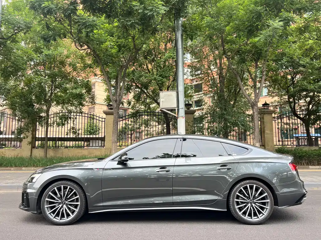 Audi A5 2025 — фото 11