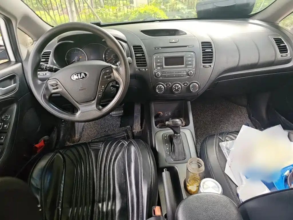 Kia K3 2015 — фото 13