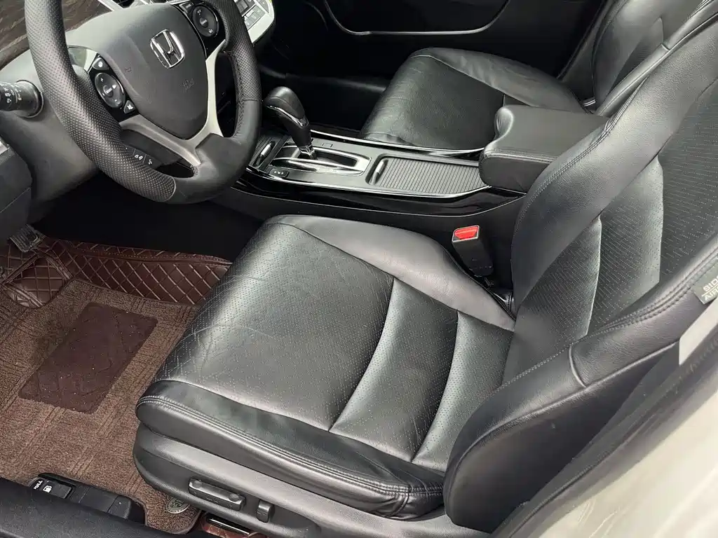 Honda Jade 2018 — фото 4
