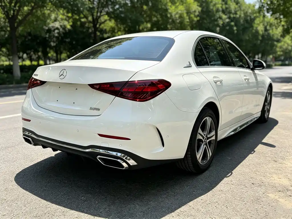 Mercedes-Benz C-Class 2022 — фото 10