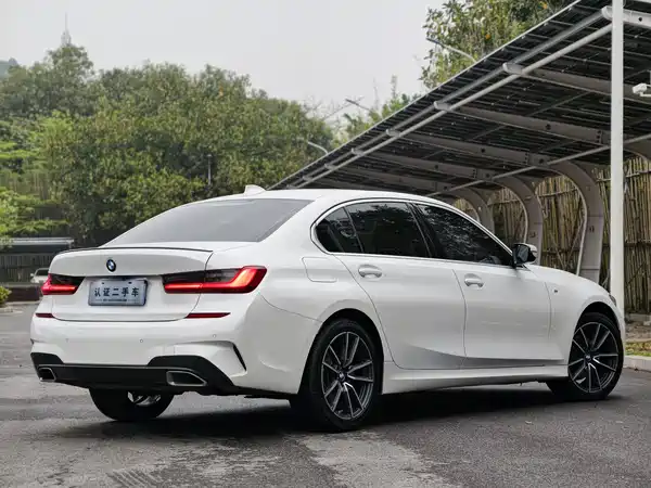 BMW 3 Series 2022