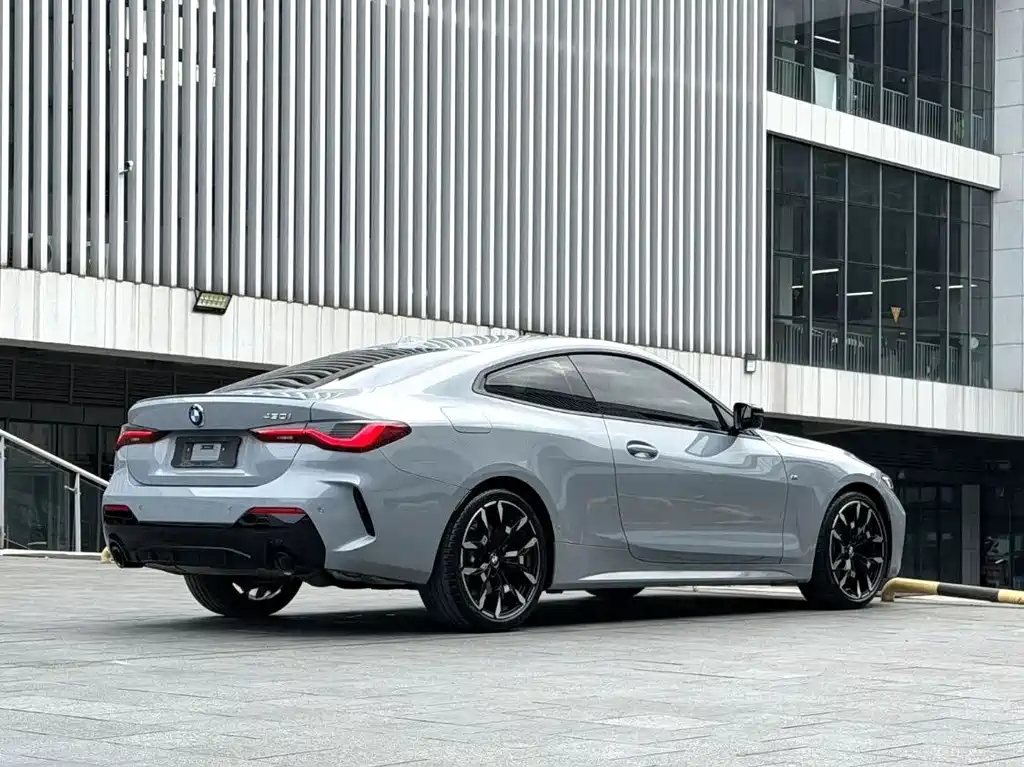 BMW 4 Series 2025