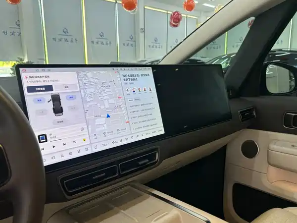 Li Auto MEGA 2025