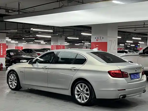BMW 5 Series 2011