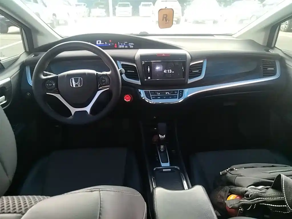 Honda Jade 2017 — фото 10