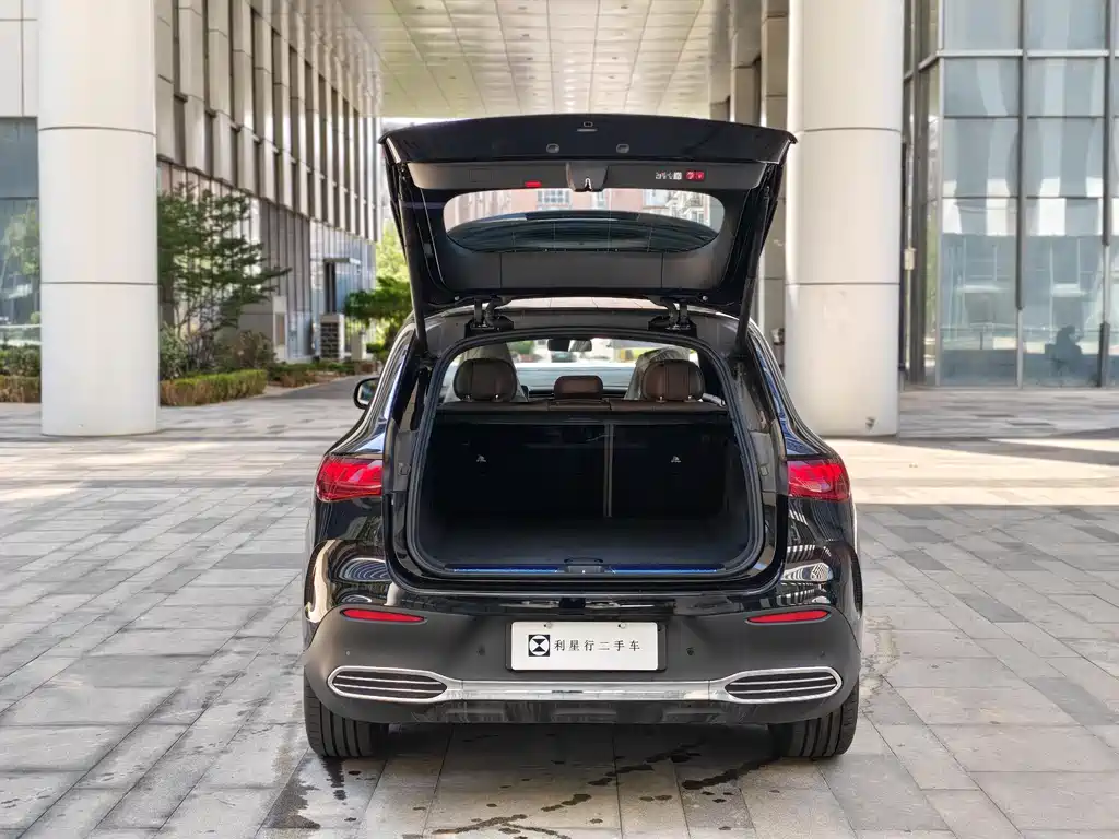 Mercedes-Benz EQE SUV 2025 — фото 20