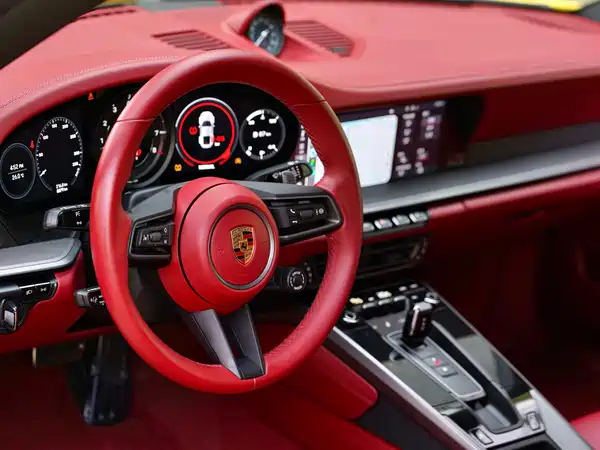 Porsche 911 2021