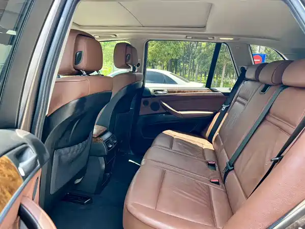 BMW X5 2011