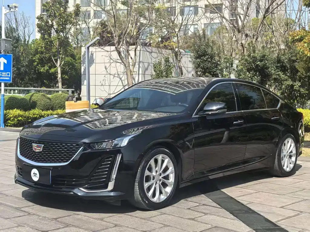 Cadillac CT5 2023 — фото 1