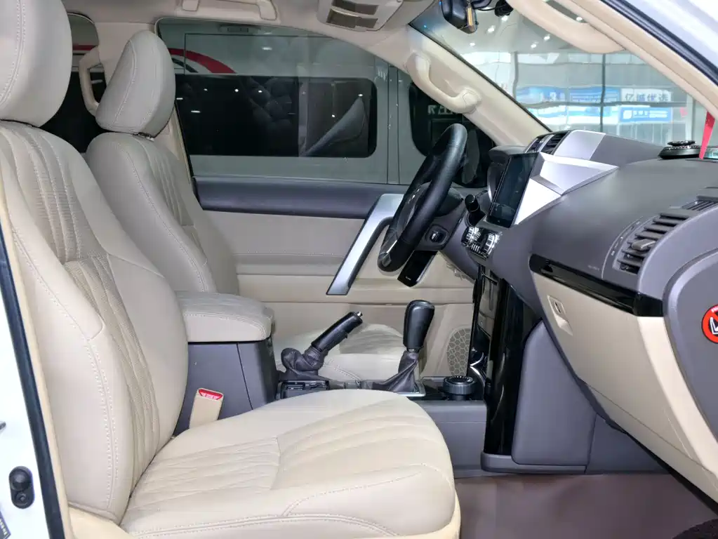 Toyota Prado 2017 — фото 12