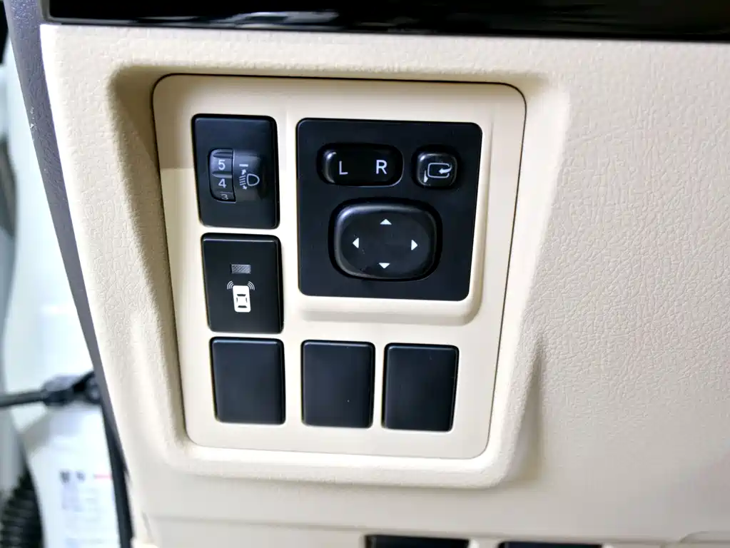 Toyota Prado 2017 — фото 20