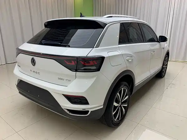 Volkswagen T-Roc 2023