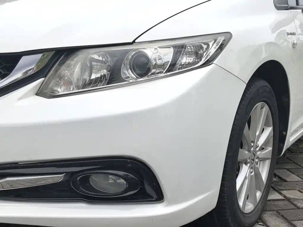 Honda Civic 2016 — фото 10