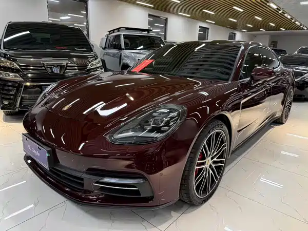 Porsche Panamera 2018