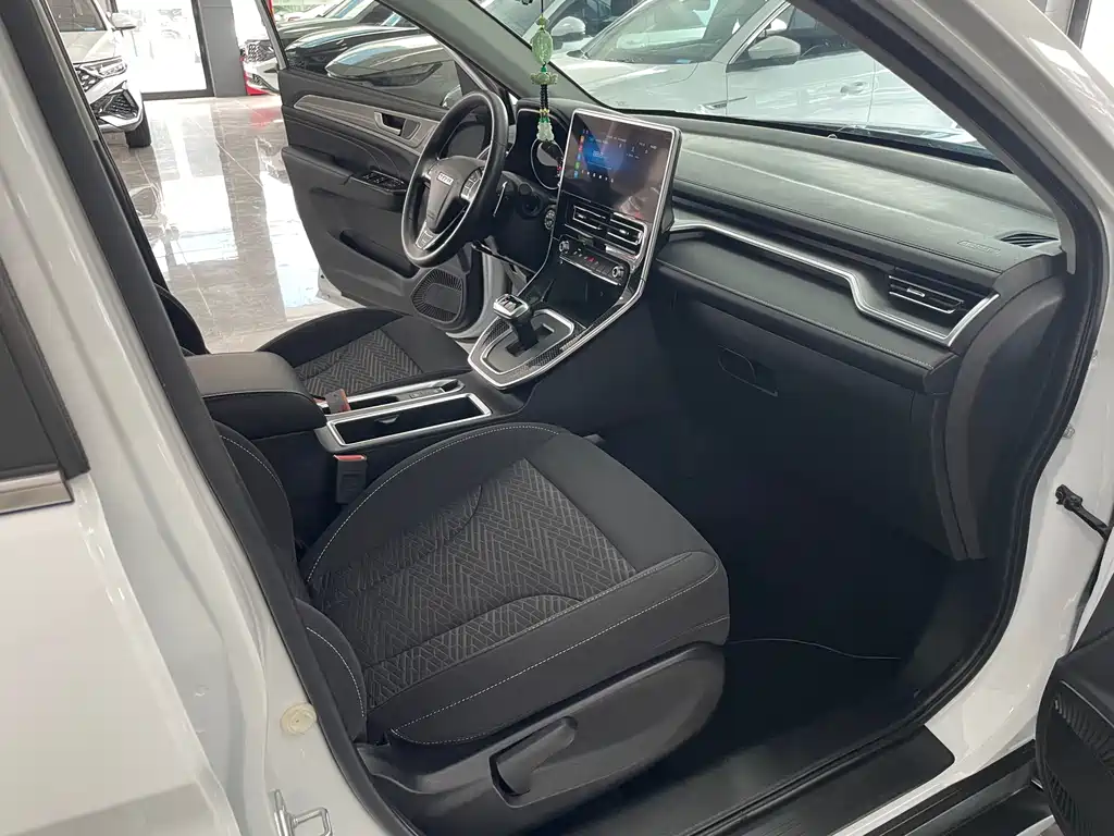 Haval M6 2023 — фото 11