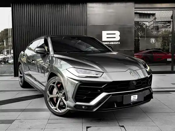 Lamborghini Urus 2021