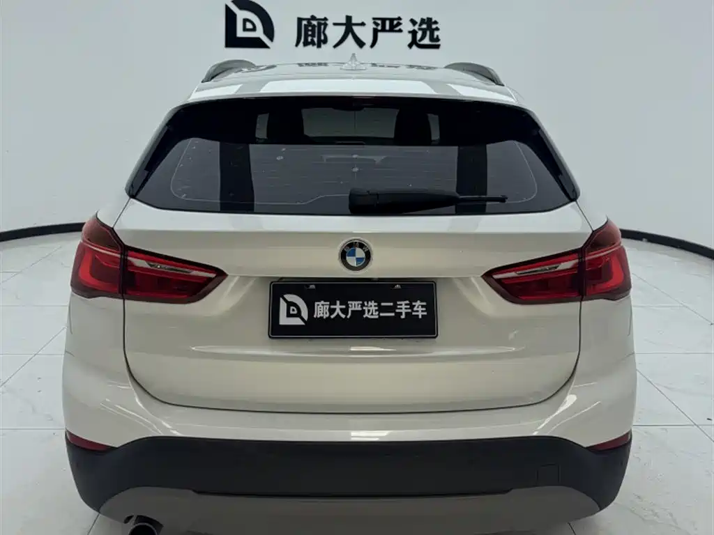 BMW X1 2019 — фото 4