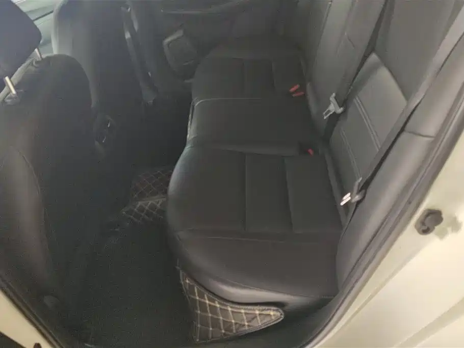 Nissan Sylphy 2019 — фото 11