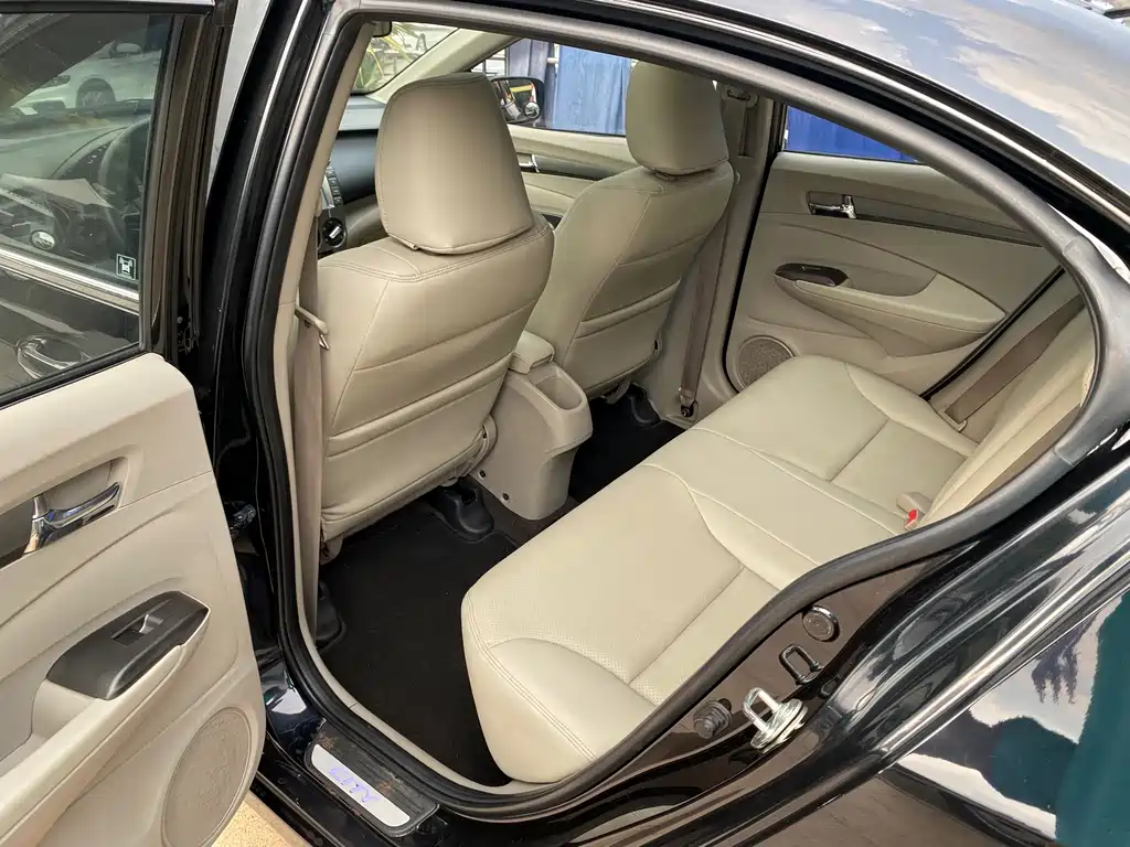 Honda City Classic 2014 — фото 11